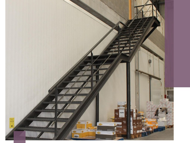 Лестницы для производства в Ленинске-Кузнецком — изготовление и монтаж