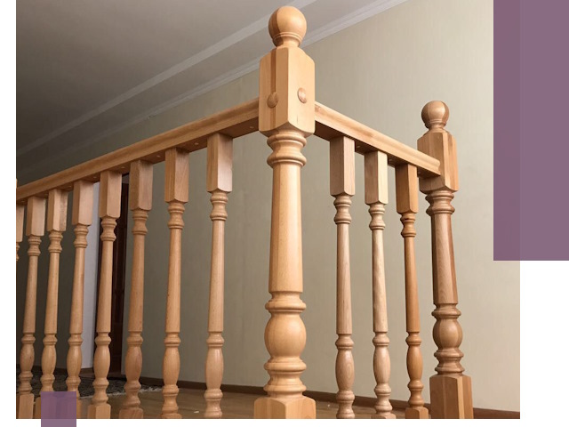 Деревянные перила на заказ в Ленинске-Кузнецком: монтаж и изготовление